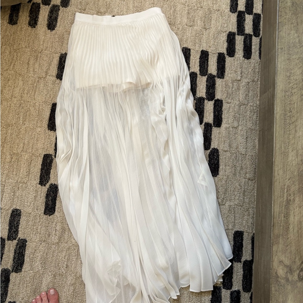 Alice + Olivia Elegant Cream Pleated Maxi Skirt